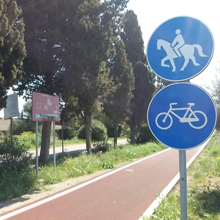 Hotel Is Concais Tratalias