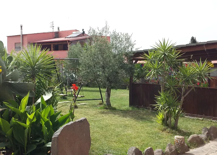 Is Concais * Tratalias